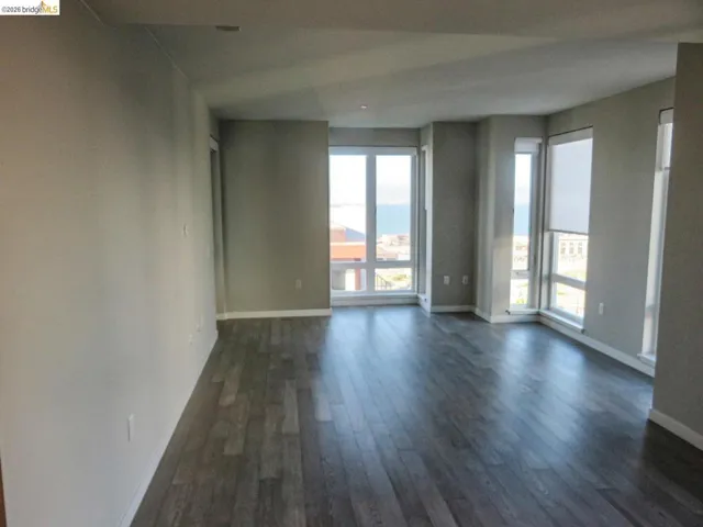 10 Innes Ct 307, San Francisco, California 94124