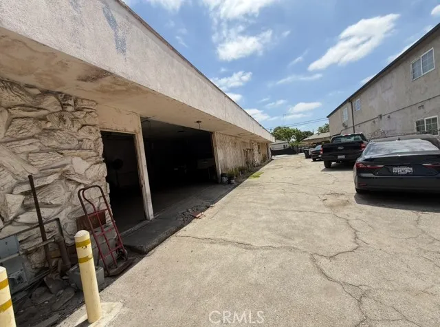 6322 Eastern Avenue, Bell Gardens, California 90201