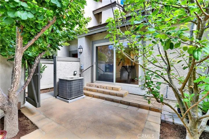 10 Evening Shadow, Irvine, California 92603