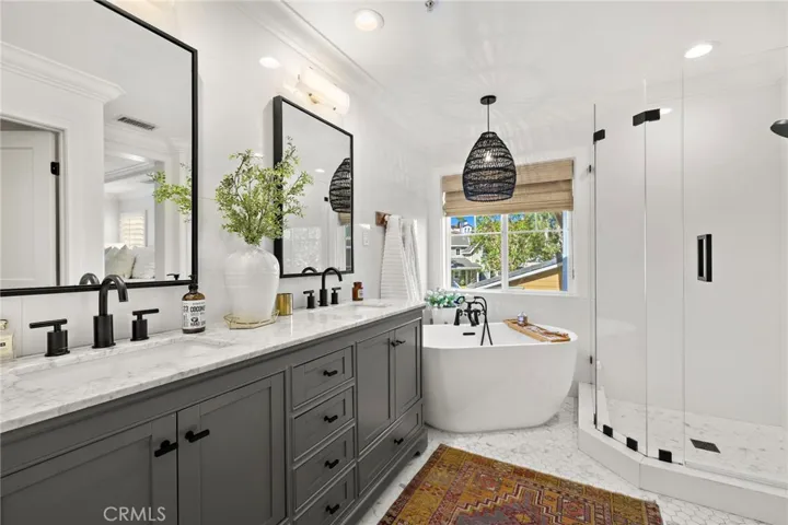24 Fieldhouse, Ladera Ranch, California 92694