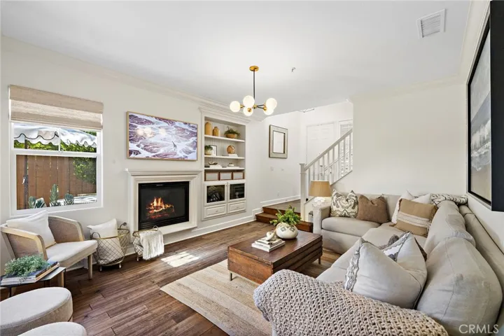 24 Fieldhouse, Ladera Ranch, California 92694