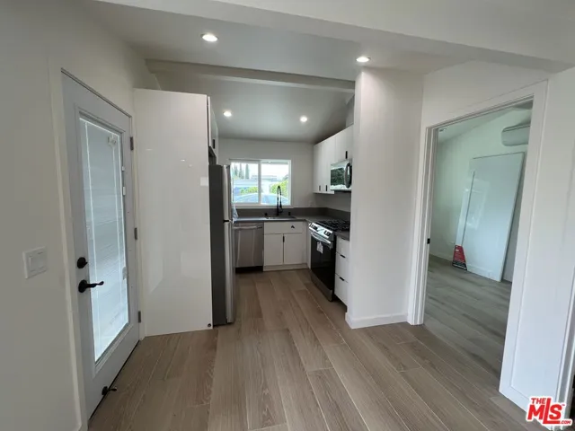 6503 Geyser Avenue, Reseda, California 91335