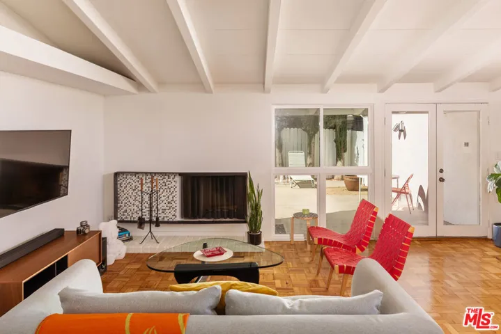 6283 Lubao Avenue, Woodland Hills, California 91367