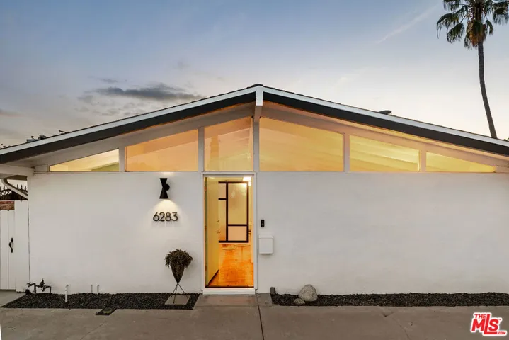 6283 Lubao Avenue, Woodland Hills, California 91367