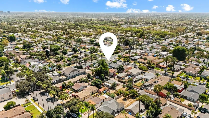 405 W Mcfadden, Santa Ana, California 92707