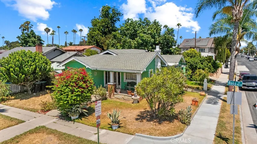 405 W Mcfadden, Santa Ana, California 92707