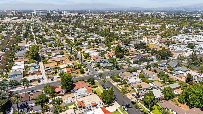 405 W Mcfadden, Santa Ana, California 92707