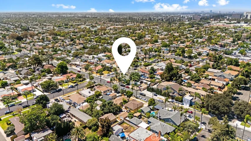 405 W Mcfadden, Santa Ana, California 92707