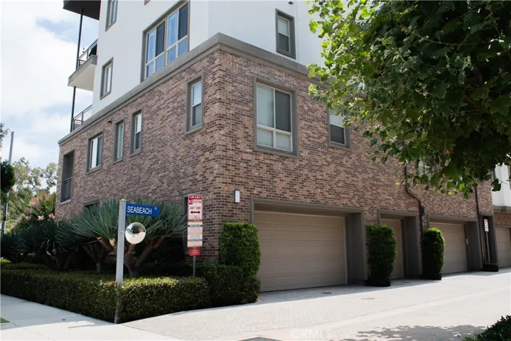 Direct Access Garage
