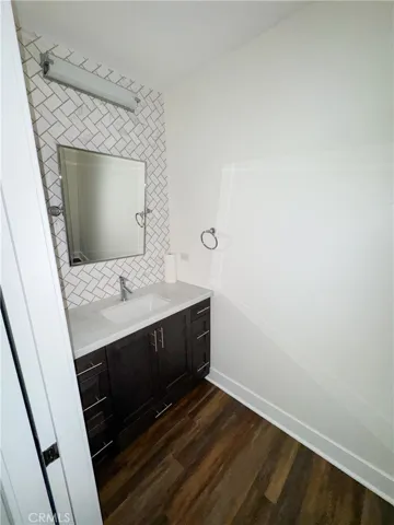 Powder Room 
