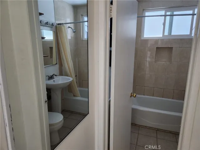 15716 Larch Avenue, Lawndale, California 90260
