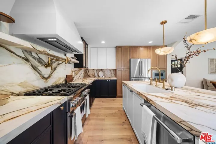 177 S Gardner Street, Los Angeles, California 90036