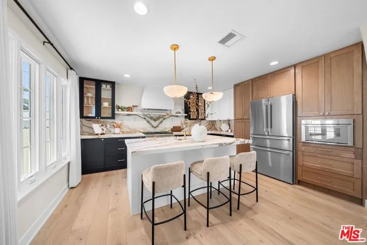 177 S Gardner Street, Los Angeles, California 90036