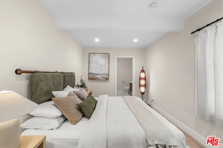 177 S Gardner Street, Los Angeles, California 90036