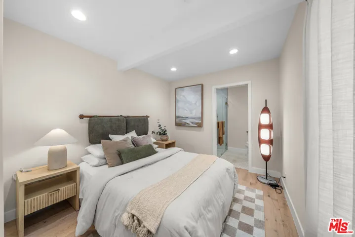 177 S Gardner Street, Los Angeles, California 90036