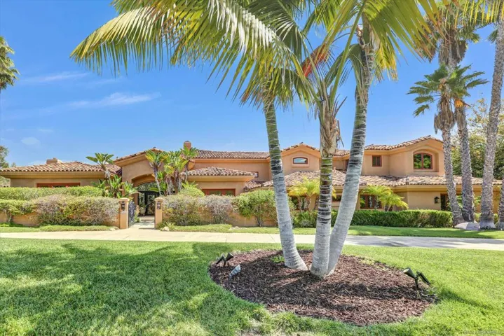 6102 Avenida Alteras, Rancho Santa Fe, California 92067