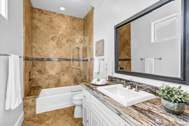 6102 Avenida Alteras, Rancho Santa Fe, California 92067