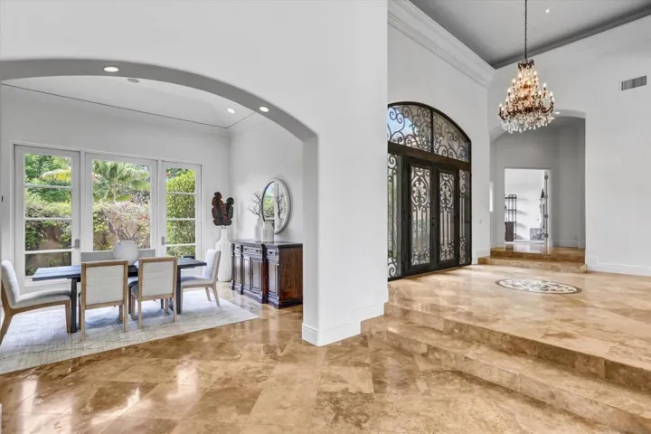 6102 Avenida Alteras, Rancho Santa Fe, California 92067