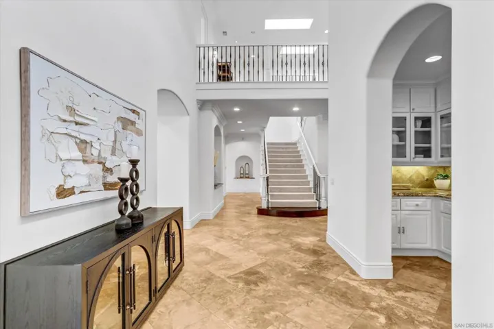 6102 Avenida Alteras, Rancho Santa Fe, California 92067