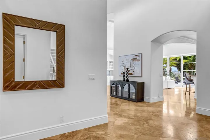 6102 Avenida Alteras, Rancho Santa Fe, California 92067