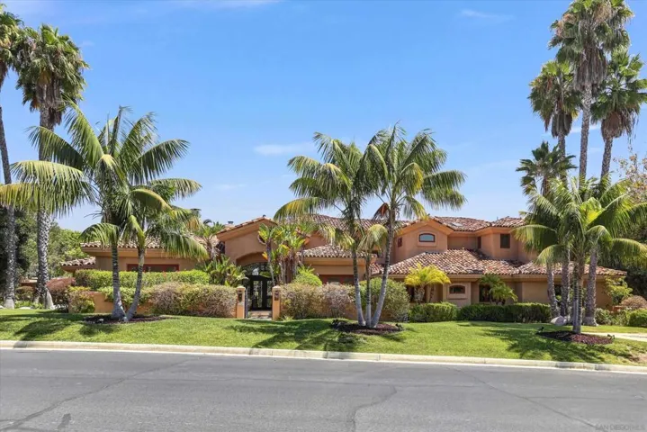 6102 Avenida Alteras, Rancho Santa Fe, California 92067