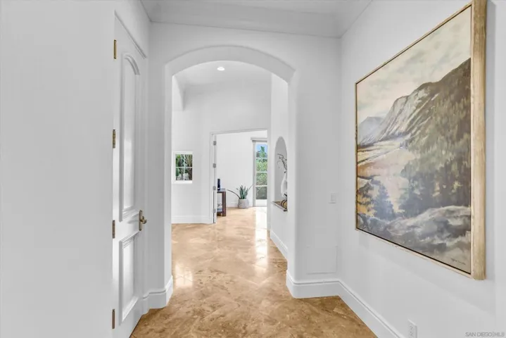 6102 Avenida Alteras, Rancho Santa Fe, California 92067