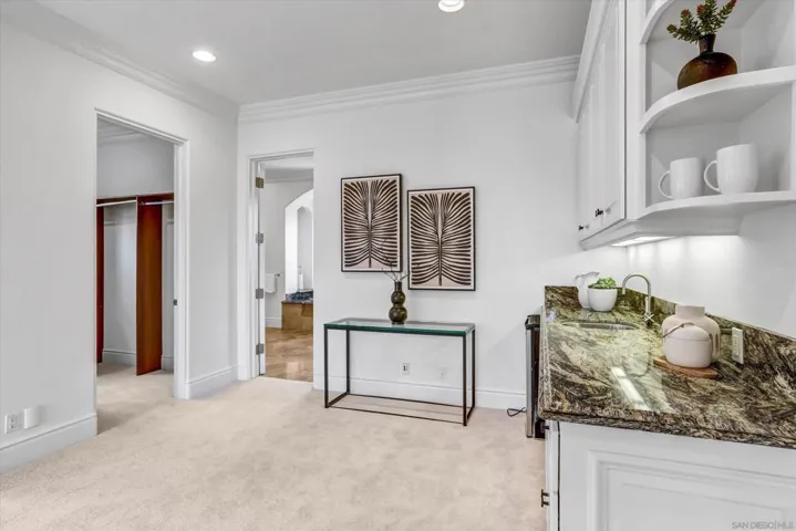 6102 Avenida Alteras, Rancho Santa Fe, California 92067