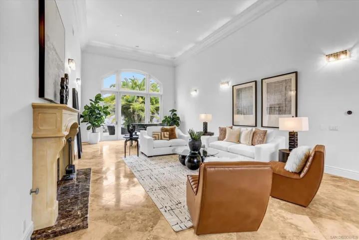 6102 Avenida Alteras, Rancho Santa Fe, California 92067