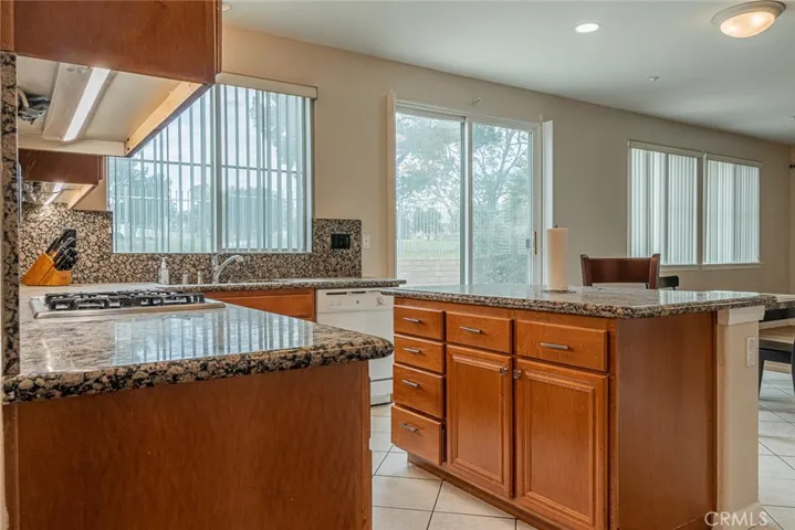 16386 Los Coyotes, Fontana, California 92336