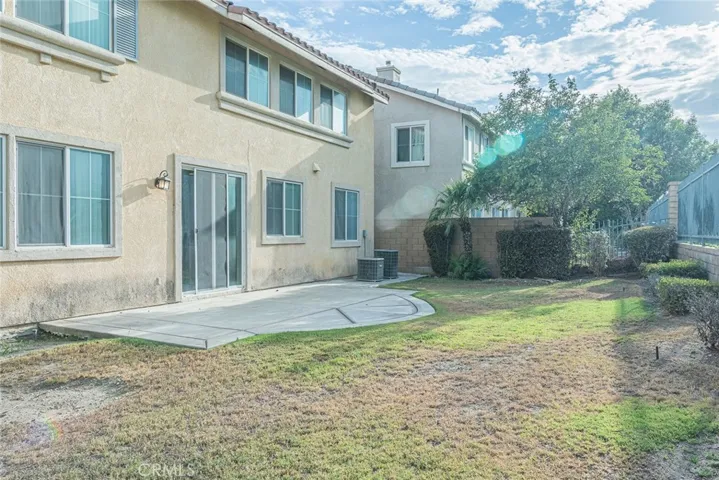 16386 Los Coyotes, Fontana, California 92336