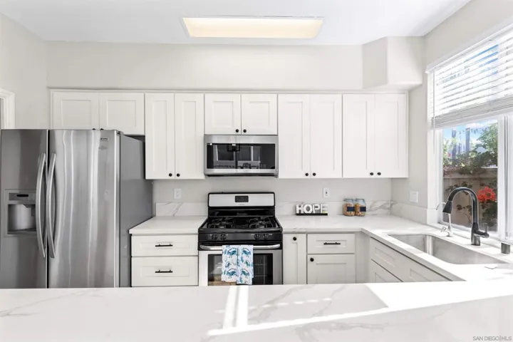 11845 Spruce Run Dr Unit B, San Diego, California 92131