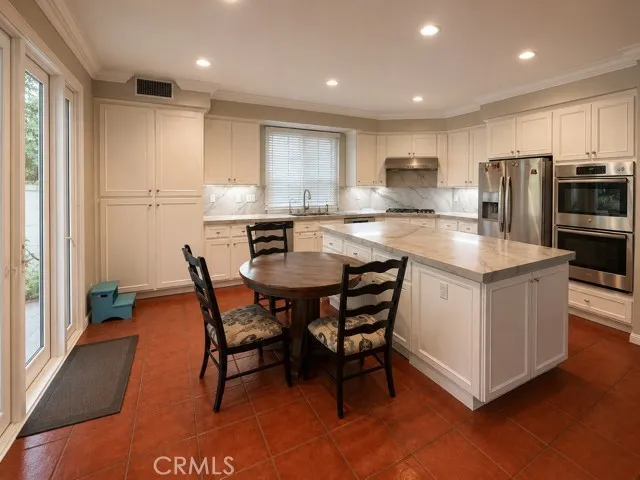 2943 Penman, Tustin, California 92782
