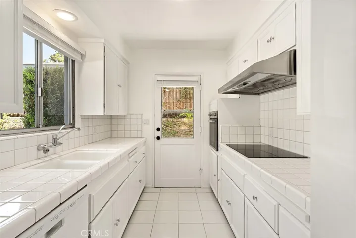 681 S Orange Grove Boulevard 3, Pasadena, California 91105