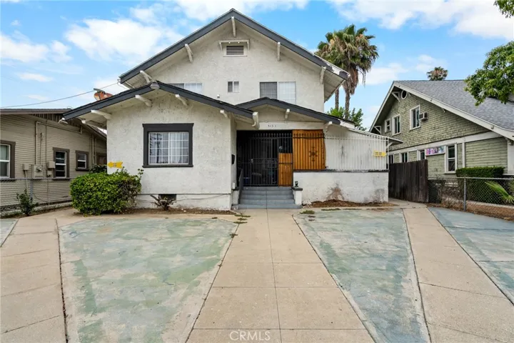 515 E Pasadena Street, Pomona, California 91767