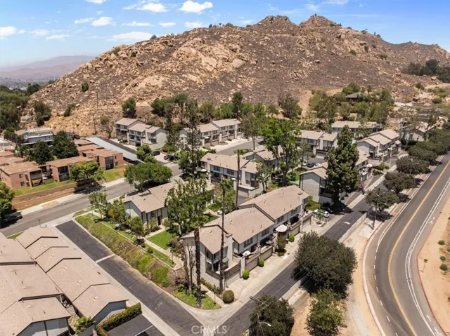 4727 Knickerbocker, Riverside, California 92501