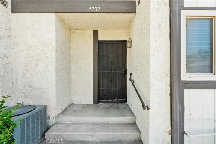 4727 Knickerbocker, Riverside, California 92501