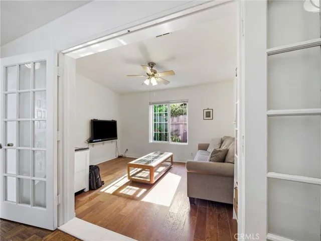 15050 Martha, Sherman Oaks, California 91411