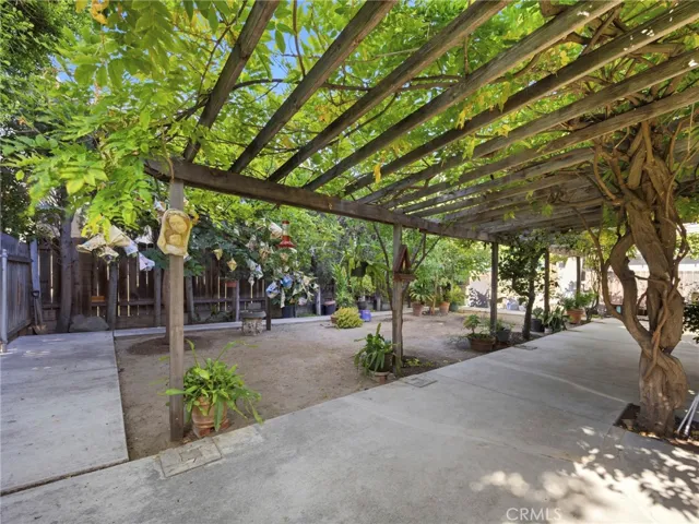 15050 Martha, Sherman Oaks, California 91411