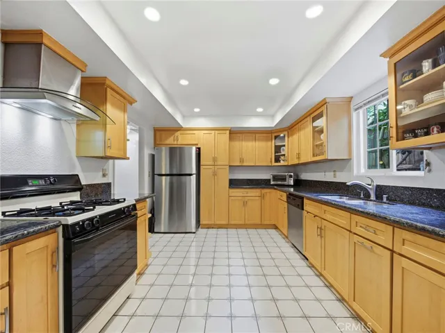 15050 Martha, Sherman Oaks, California 91411