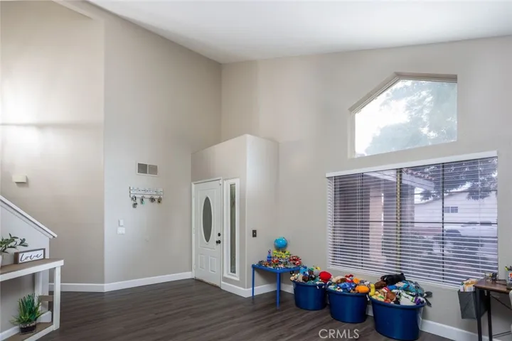 12142 Nugget, Victorville, California 92392