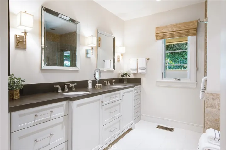 2704 Via Elevado, Palos Verdes Estates, California 90274