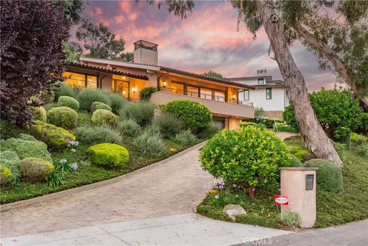 2704 Via Elevado, Palos Verdes Estates, California 90274