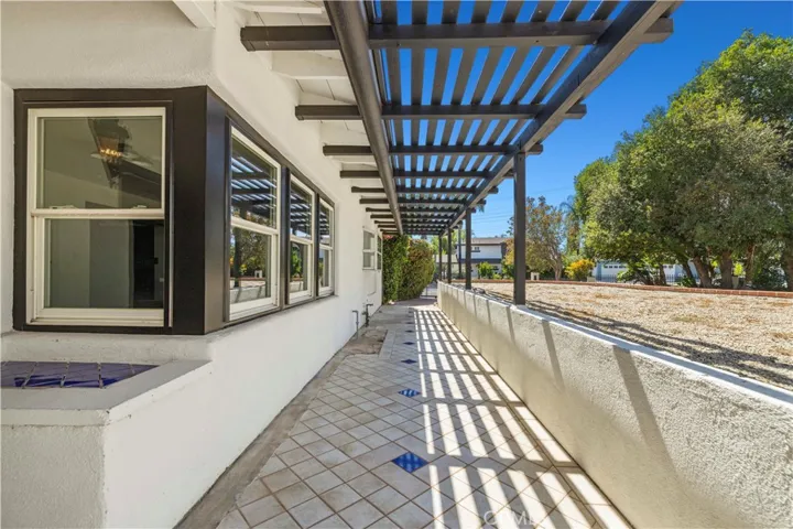 9916 Rathburn, Los Angeles, California 91325