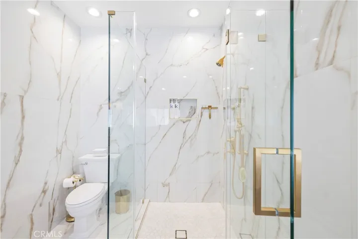 9916 Rathburn, Los Angeles, California 91325