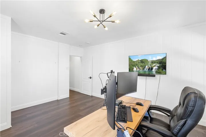 9916 Rathburn, Los Angeles, California 91325