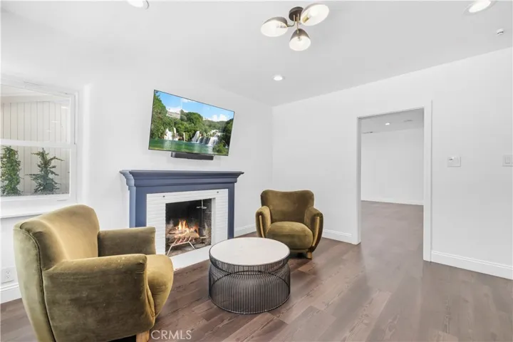 9916 Rathburn, Los Angeles, California 91325