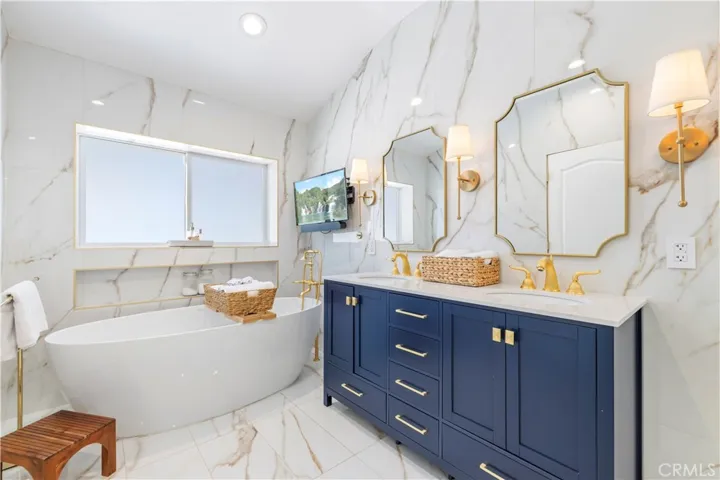9916 Rathburn, Los Angeles, California 91325