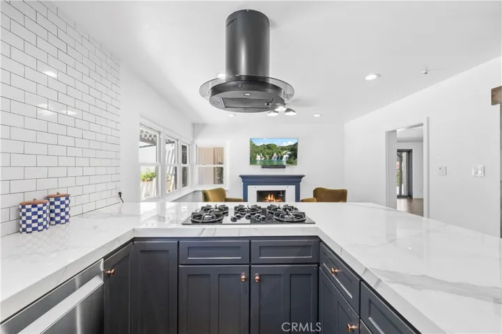 9916 Rathburn, Los Angeles, California 91325
