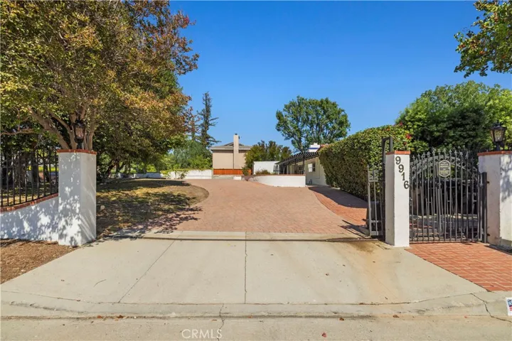 9916 Rathburn, Los Angeles, California 91325