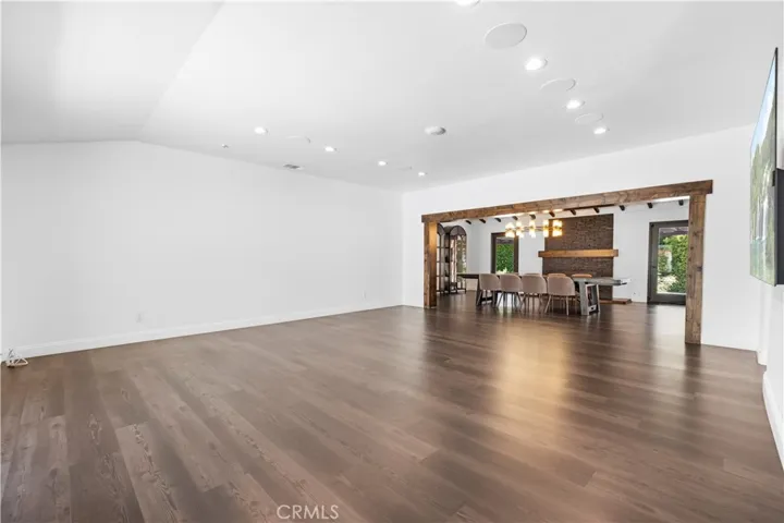 9916 Rathburn, Los Angeles, California 91325
